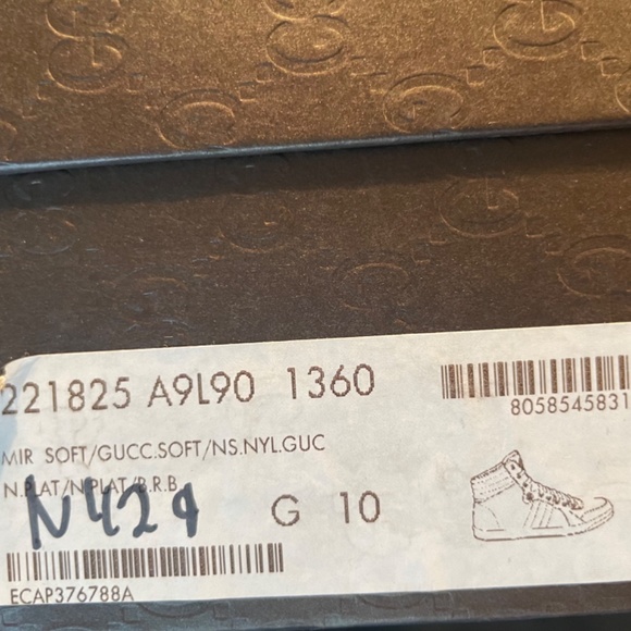 Mens Gucci - Picture 3 of 4